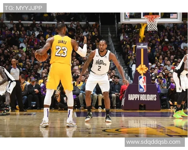 快船擒76人,稳坐西部榜首位置